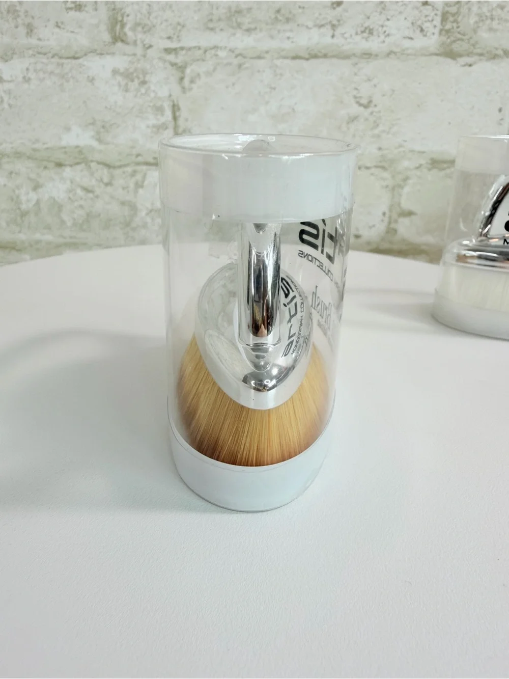 artis compact cosmetic